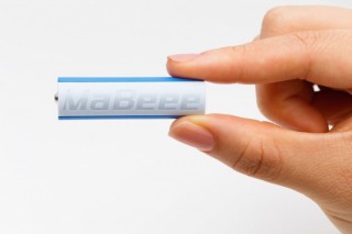 プラレールやミニ四駆がスマホで操作可能に！乾電池型IoT「MaBeee」が発売