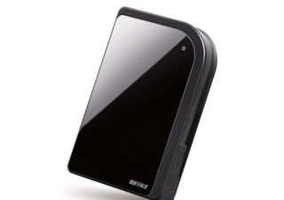 バッファロー、ハードウェア暗号化機能を搭載した耐衝撃ポータブルHDD