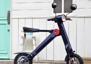 折りたたみ可能な電動バイク「UPQ BIKE me01」購入受付が開始、純正レザーバッグも発売