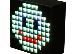 上海問屋、LEDライトでアニメを表示できるスピーカー「AuraBox」を発売