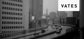 8組のストリートアーティストが飯田橋のオフィスビルをアートで埋め尽くすイベント「VATES」