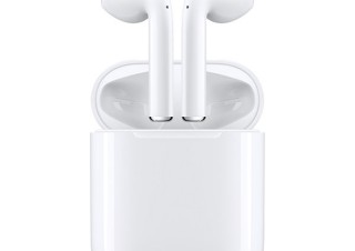 “聴こうとするだけ”で再生！AppleがW1チップ搭載のワイヤレスヘッドホン「AirPods」を発表