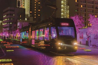 富山市の環状線沿線夜間景観ライトアップ事業「アメイジングナイト 〜まちのみかたがかわる夜〜」