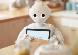 小中学校にロボットの先生!? ソフトバンク「Pepper」を貸し出してプログラミング教育支援