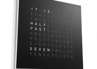 ドイツ発の「QLOCKTWO」ブランドから文章で時刻を伝えるデザイン時計が登場