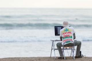 狭い画面で複雑なデザインは鬱陶しいだけ。Webデザイナーを志す愚かしさ