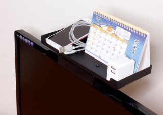 上海問屋、液晶ディスプレイやテレビの上に固定できる小物収納トレイを発売