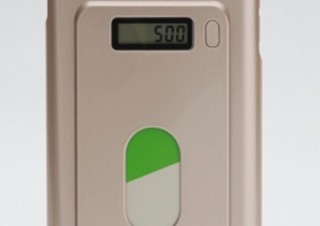 ICカードをインして電子マネーの残高表示ができるiPhoneケース「nocoly Air」