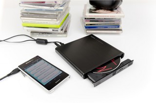 ロジテックINA、Android端末向けのポータブルCDプレーヤー「LDRW-CDPLABK」を発売
