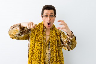 世界初！ピコ太郎がVRになった「PPAP VR ver.」配信開始