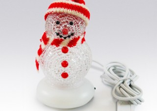 接続すると色が変化し光る USB雪だるま