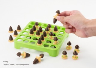 「きのこの山」と「たけのこの里」が対決！メガハウスが立体型オセロを発売