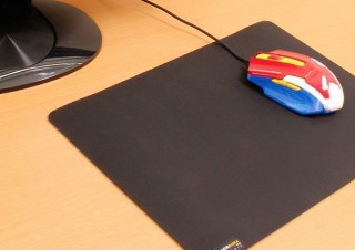 上海問屋、マウスの性能をフルに引き出し手首への負担も軽減する「マウスパッド」（サメ肌・タフ）