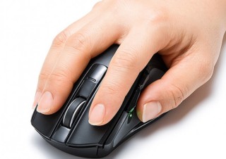サンワ、クリック数や操作距離を測れる心拍センサー搭載マウスを発売