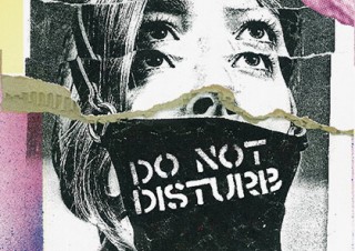 大友克洋氏などとの共作でも知られる河村康輔氏の出身地での初個展「Do Not Disturb」