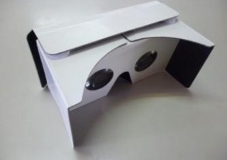 ノベルティや販促ツールに最適！段ボール製3D VRゴーグル「グルスコ」が発売
