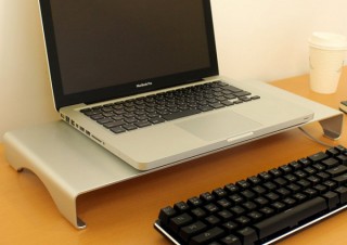 上海問屋、MacBookに似合うアルミ製モニタースタンドを発売