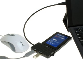 上海問屋、Type-C接続のSATA変換搭載カードリーダー＆USBハブを発売