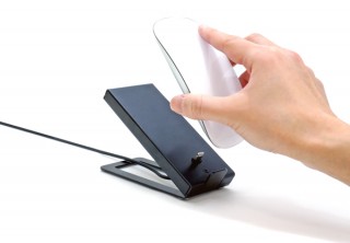 アーキサイト、MagicMouse2をスマートに充電できる専用スタンドを発売