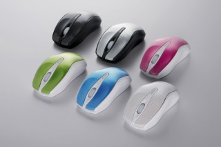 レシーバーを約50%小型化 無線マウス