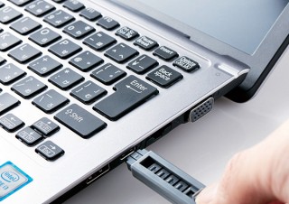 エレコム、情報漏洩の予防にも役立つ「USB Type-Cポートガード」を発売