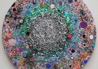 昨夏に急逝した現代美術家のAlan Van Every氏を偲ぶ展覧会がヒロマート・ギャラリーで開催