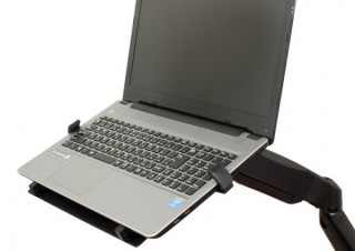 上海問屋、ノートPCを浮かせて設置できるモニターアーム固定用のノートPCトレイを発売