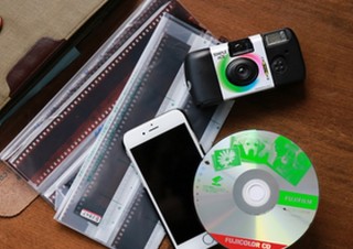 カメラのキタムラ、ネガフィルムをデータ化してスマホに転送する「スマホ転送サービス」