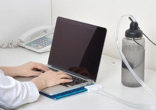 サンコー、冷水を入れて使える冷却装置「USB水冷静音クーリングマット」の価格を改定して発売