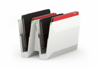 シスラボ、最大4台のiPadを同時に充電できるワイヤレス充電スタンドを発売