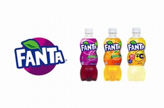 ファンタがブランドロゴを刷新！視認性アップの白ロゴを採用。パッケージデザインも一新