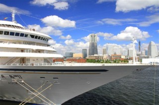 横浜港とクルーズ客船をテーマとした写真を募集する「横浜港客船フォトコンテスト2017」