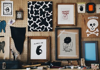 古書店で開催されるアルニコデザインのデザイナー平塚大輔氏のアートワーク展「PLAYTIME」