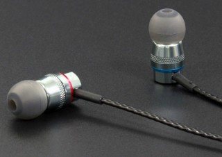 上海問屋、全方位から音が聞こえるハイレゾ対応3Dイヤホンを発売