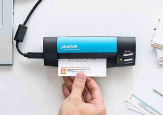 サンワ、大量の名刺をデジタルで管理できるソフト付きのモバイルスキャナを発売