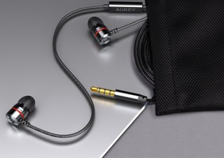 AUKEY、マイク内蔵リモコン付きイヤホン「EP-X3」を発売