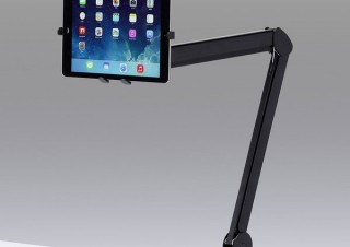 サンワ、7〜11インチのタブレットを任意の位置で固定できるクランプ式アームを発売