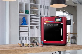 XYZ、1600万色のフルカラーで造形できる3Dプリンタ「ダヴィンチ Color」を発売
