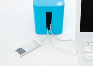 ビビッドなカラーを採用のケーブルボックス