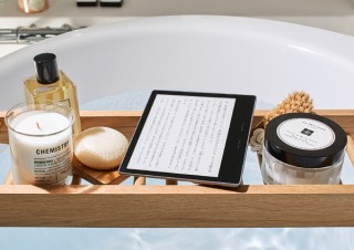 Amazon、電子書籍リーダー初の防水機能を装備した「Kindle Oasis」新モデルを発売