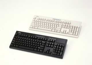 ソフトなキーストロークを実現したUS配列対応キーボード