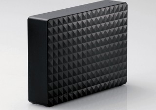 エレコム、テレビとPC両対応でファンレス設計の外付けHDDを発売