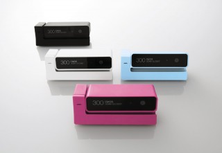 スクエアデザインのスタイリッシュなWebカメラ