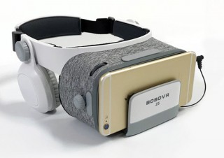 上海問屋、軽量で長時間の使用でも疲れないヘッドホン一体型VRゴーグルを発売