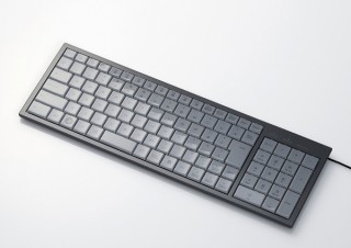 クリスタルのような透明感のキートップ 薄型キーボード