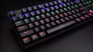 AUKEYの6色LEDが自由自在に光るメカニカルキーボード、1800円OFFキャンペーンを実施