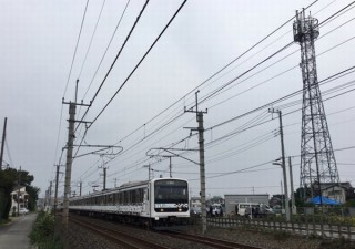 KDDIが走行列車での世界初の実験に成功！「5G」で8K/4K映像伝送を可能に