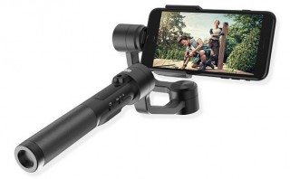 ユニットコム、スマホで手ブレのない動画撮影が可能なスタビライザー「Rigiet」を発売