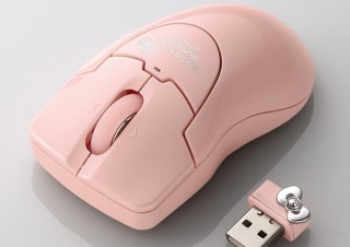 ハローキティ誕生35周年モデルのマウス