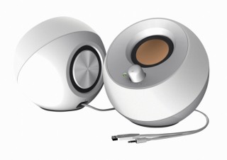 クリエイティブメディア、USBバスパワー動作が可能なアクティブスピーカーを発売